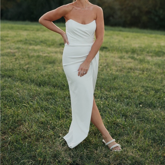 Katie May Pamela Gown - Picture 3 of 10